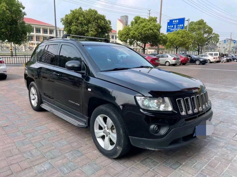 蘇州12年Jeep指南者8