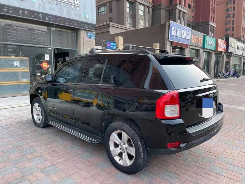 蘇州12年Jeep指南者3