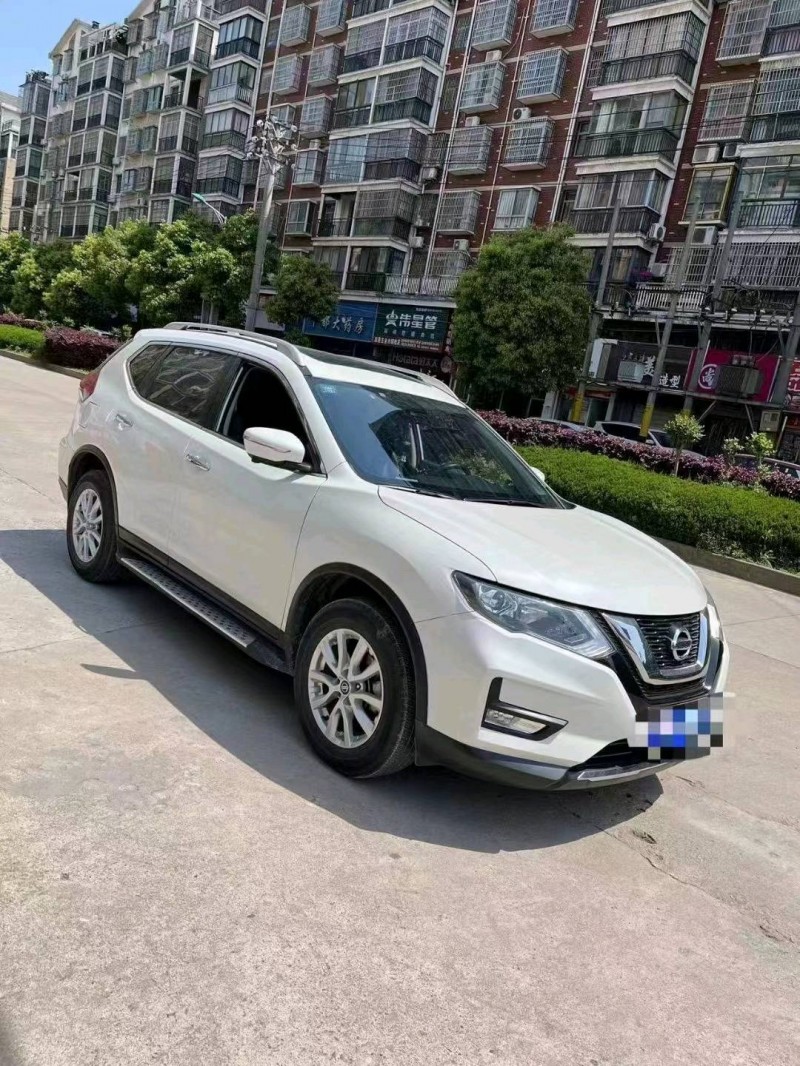 宜昌19年日產奇駿2