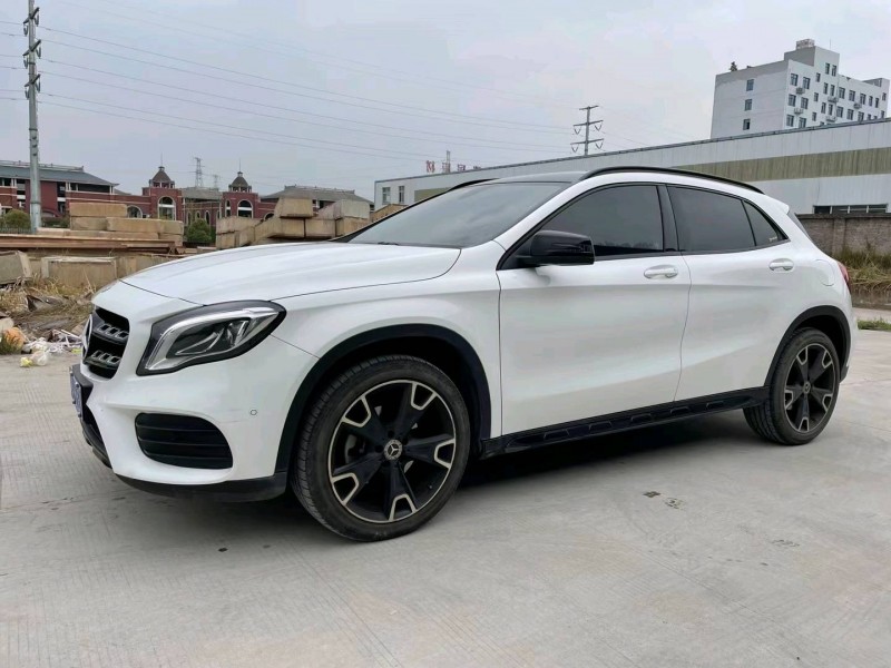 宜昌19年奔馳GLA6