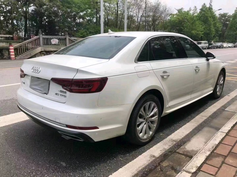 桂林19年奧迪A4L8