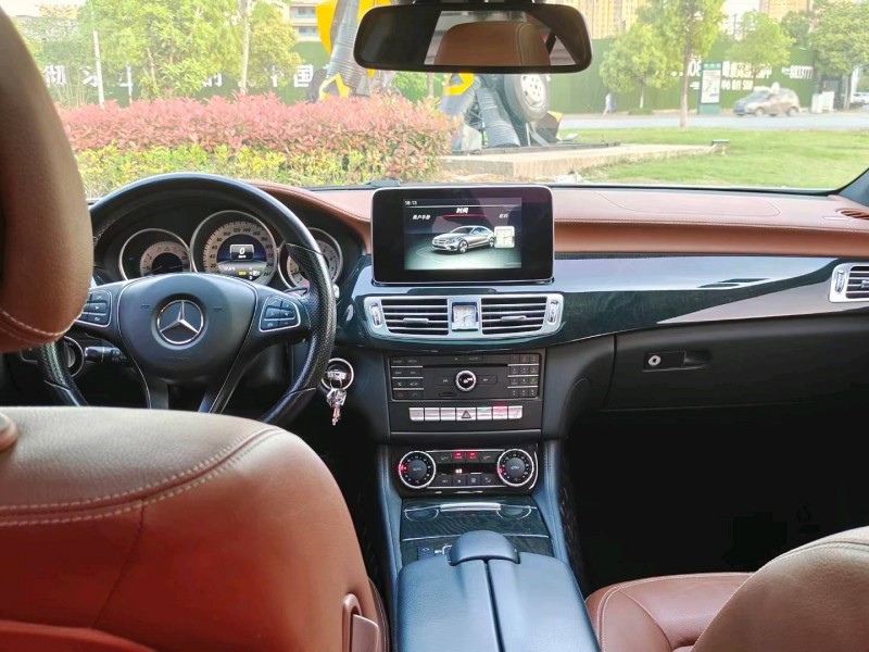 武汉16年奔驰CLS6