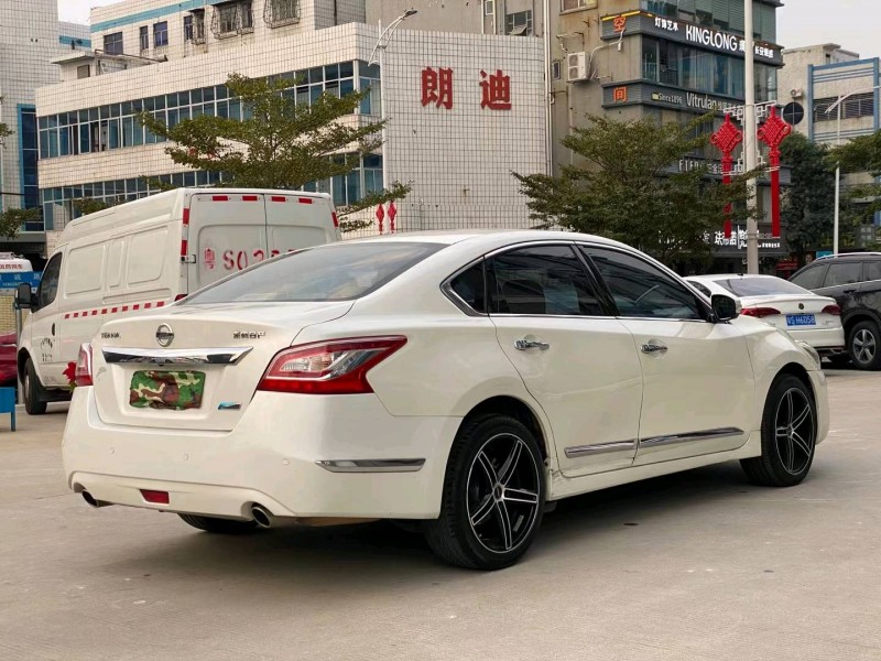 東莞14年日產天籟2