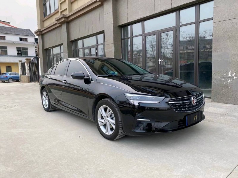 徐州21年别克君威8