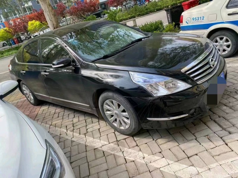 邯鄲10年日產天籟2