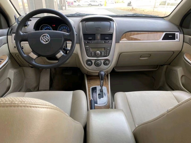 徐州16年别克凯越7