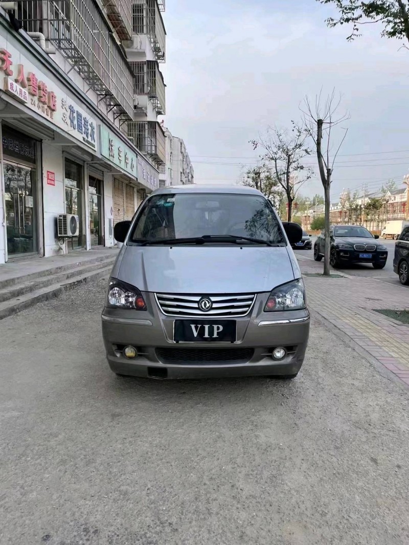 徐州16年东风菱智1