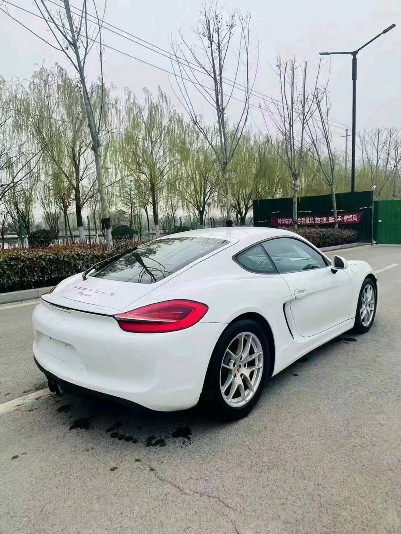 濟寧13年保時捷卡曼4