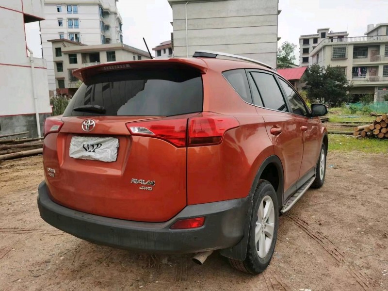 邵陽13年豐田RAV4榮放6