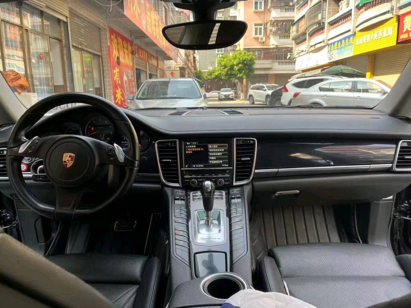 廣州14年保時捷帕拉梅拉4