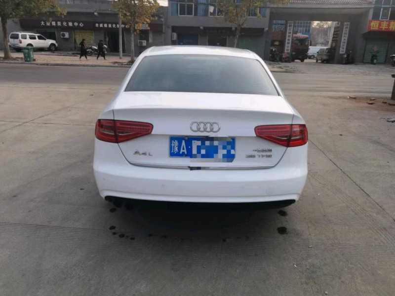 安陽14年奧迪A4L8