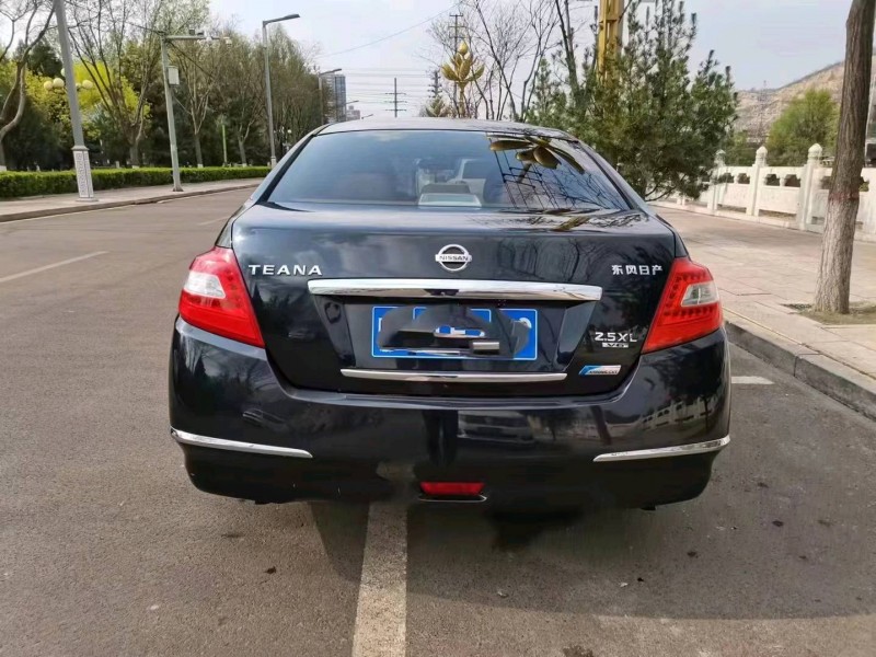 陽泉10年日產天籟8