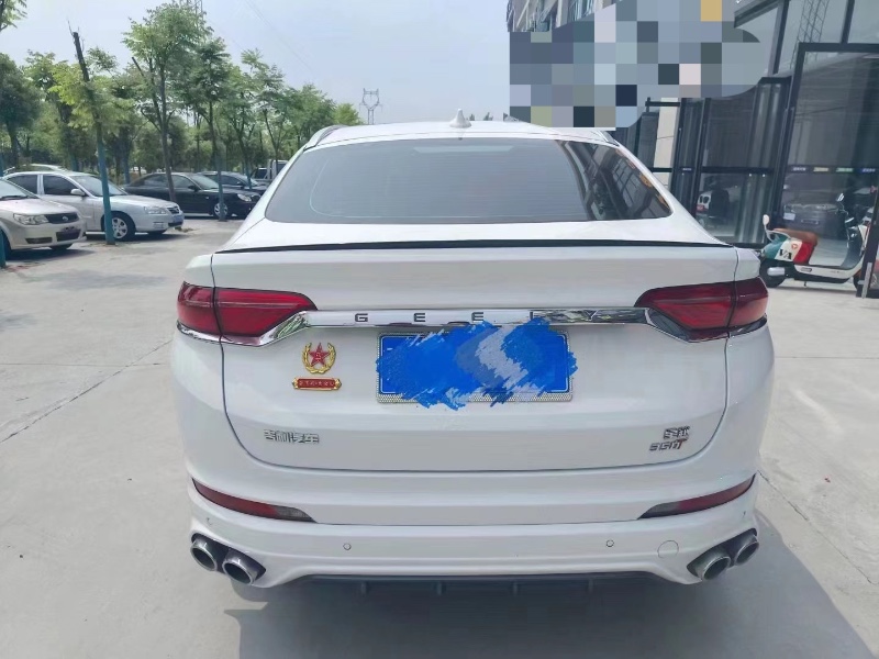 宜昌21年吉利星越3