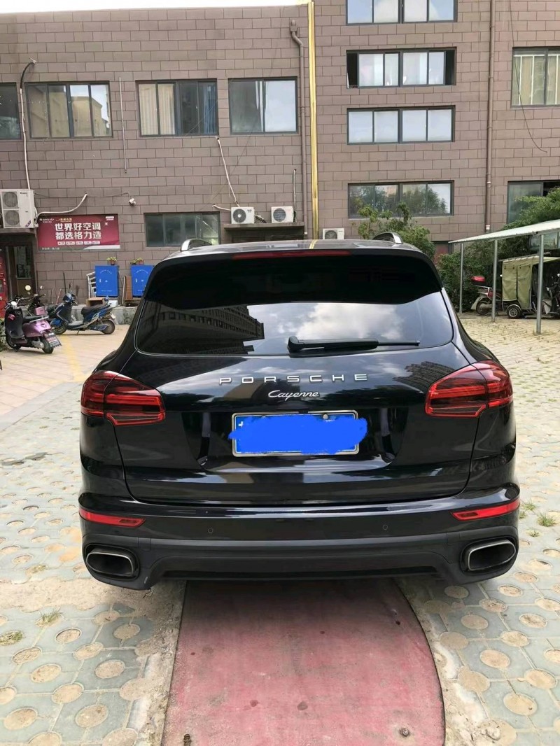 阜陽15年保時捷卡宴1