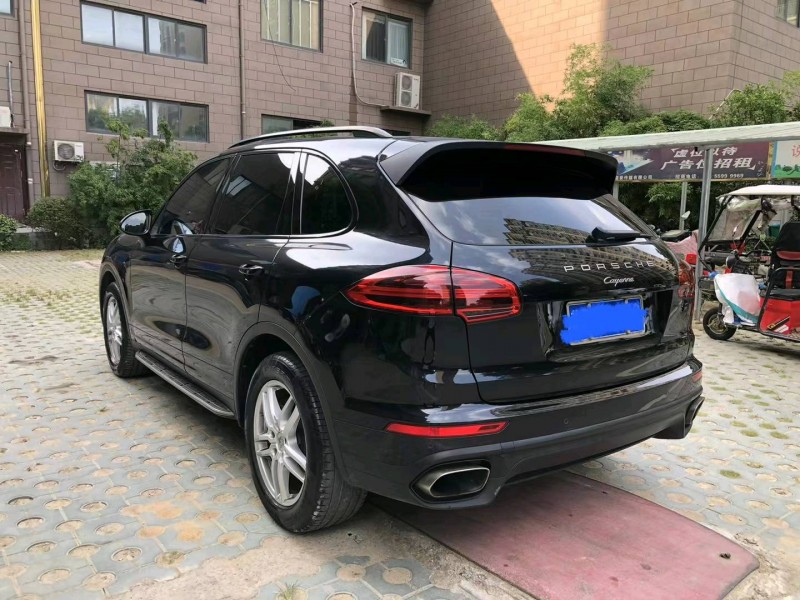 阜陽15年保時捷卡宴2