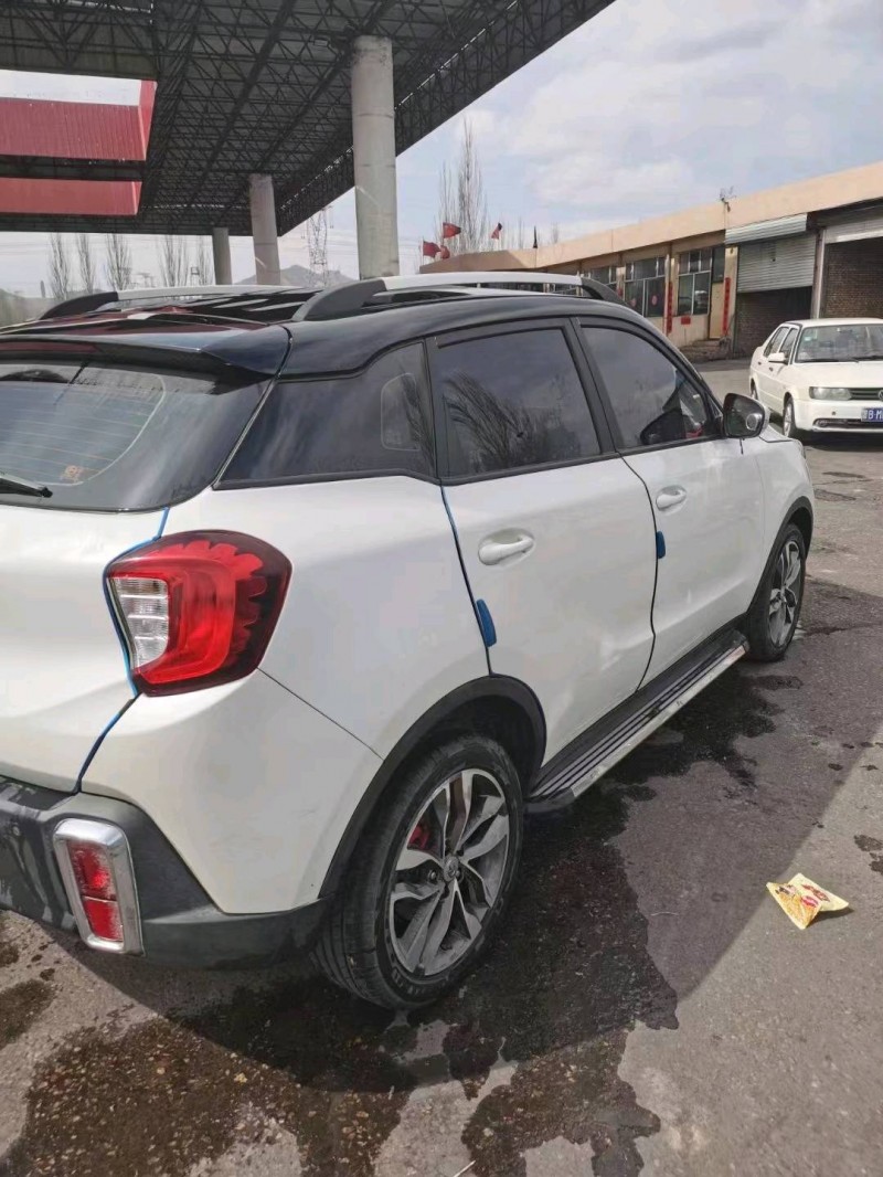 呂梁17年昌河Q356