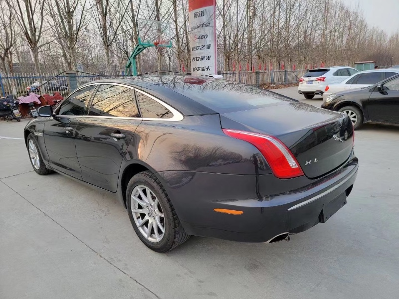 聊城12年捷豹XJL1