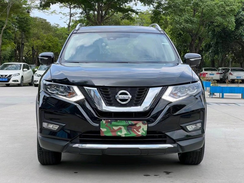 東莞21年日產奇駿1