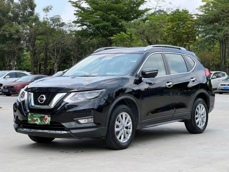 東莞21年日產奇駿3