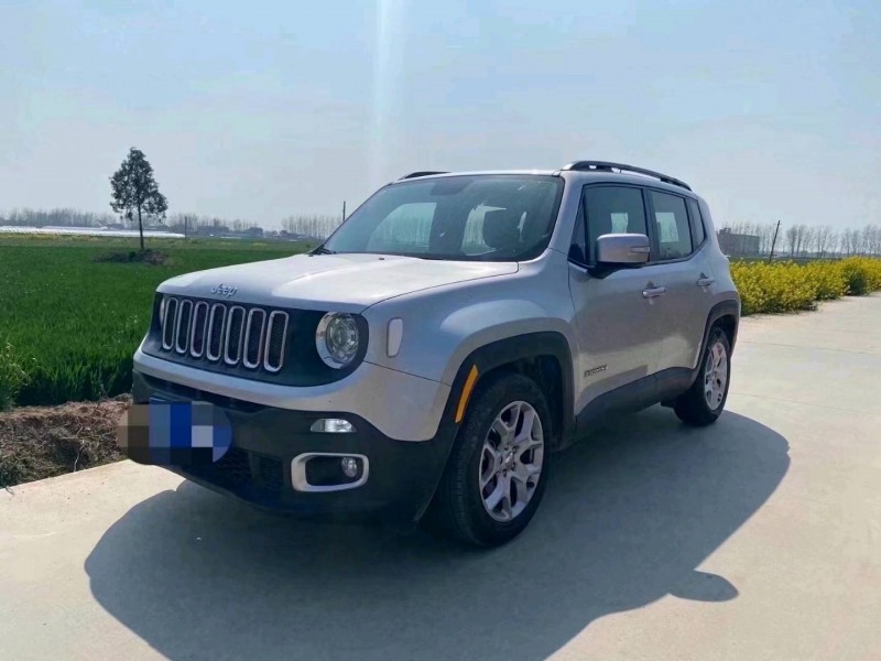 濟寧17年Jeep自由俠7
