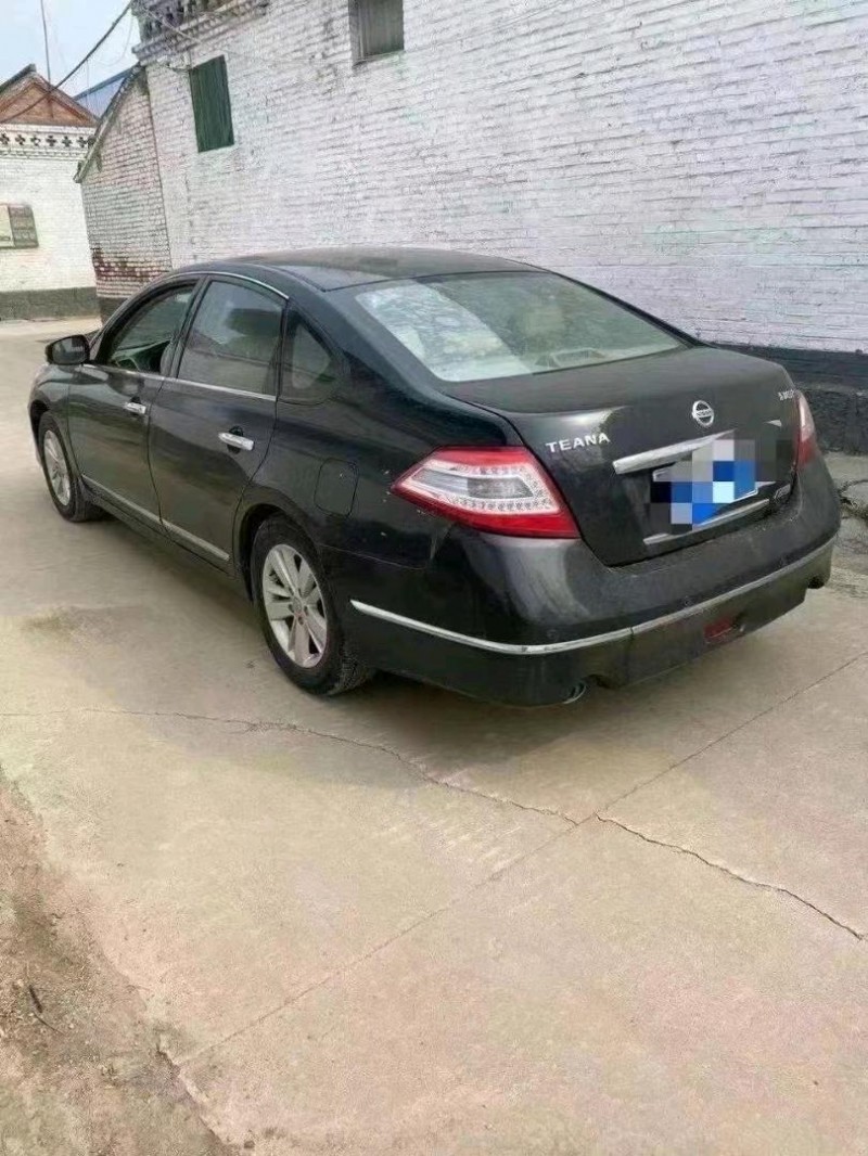 濟寧11年日產天籟5