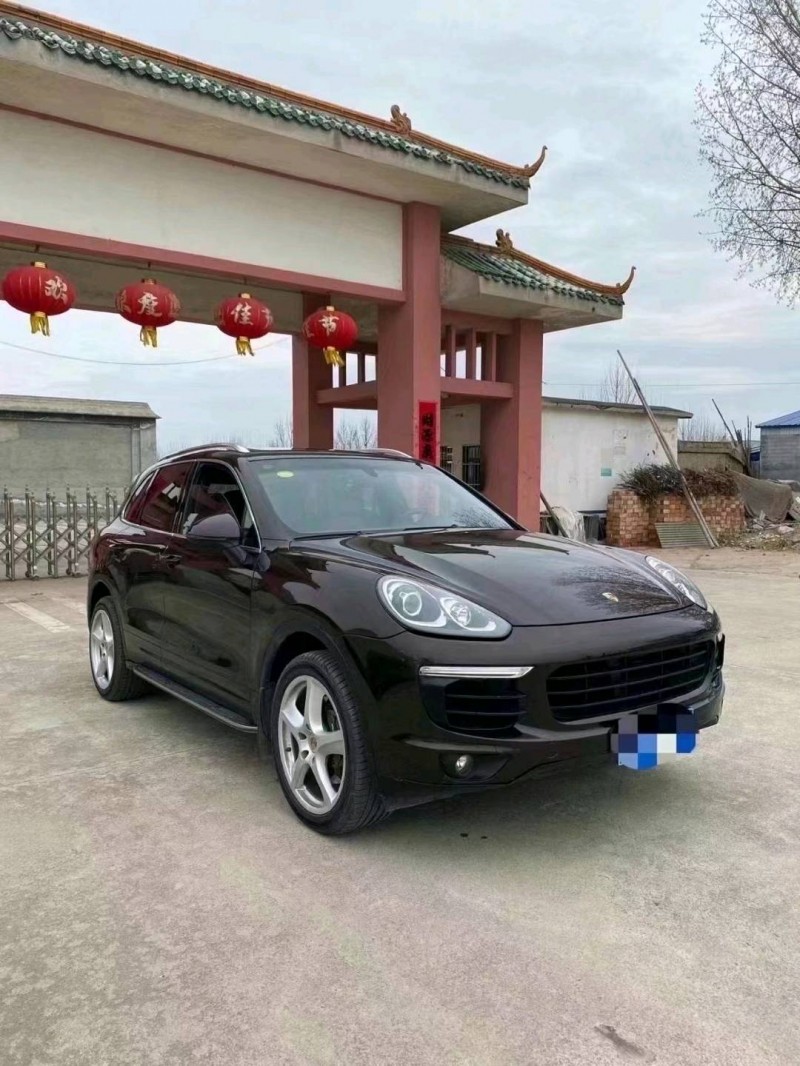 濟寧15年保時捷卡宴2