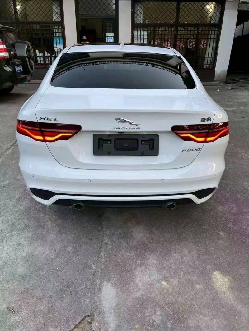 邵陽20年捷豹XEL7