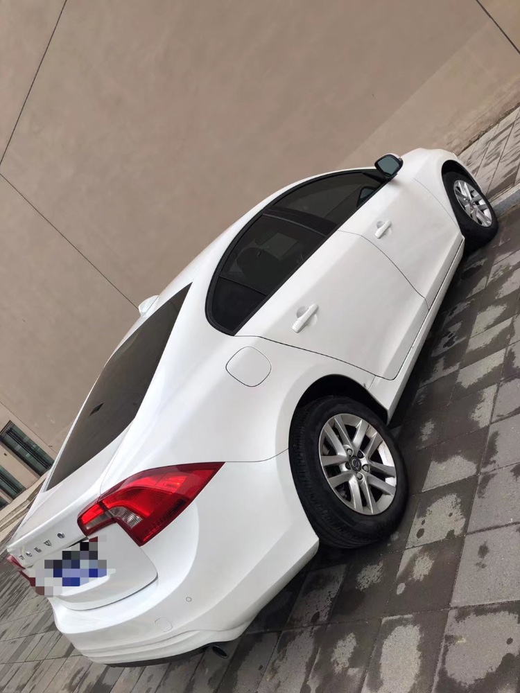 營口16年沃爾沃S60L8