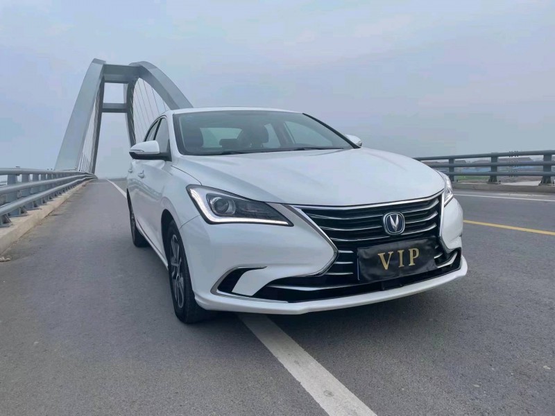 徐州18年長安汽車逸動2