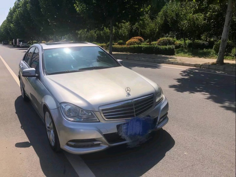 徐州11年奔驰C2