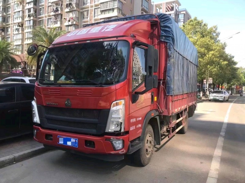 廈門20年卡車系列重汽豪沃7