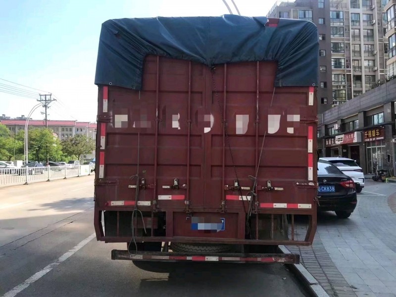 廈門20年卡車系列重汽豪沃1
