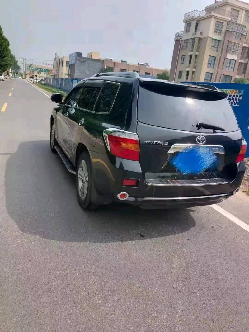 徐州11年丰田汉兰达6