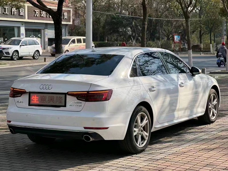 天水18年奧迪A4L7