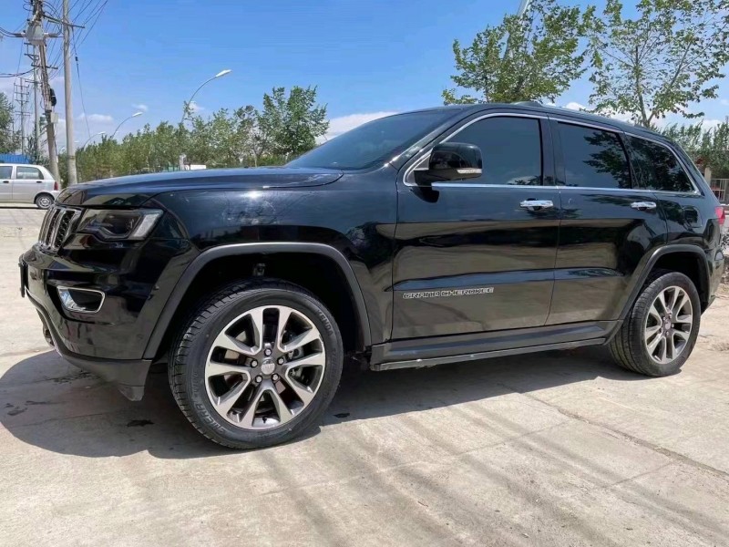 重慶19年Jeep大切諾基5