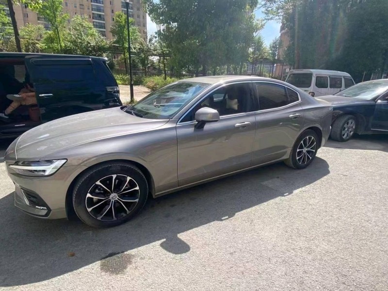安順20年沃爾沃S60L3