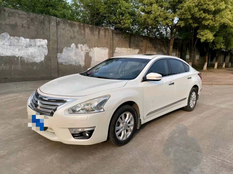 荊門14年日產天籟8