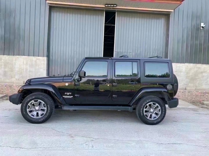 邢臺18年Jeep牧馬人7
