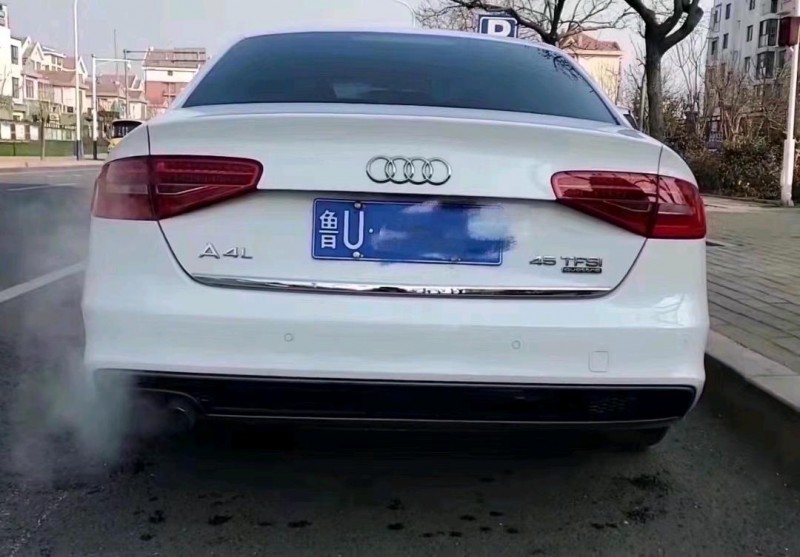 青島16年奧迪A4L4