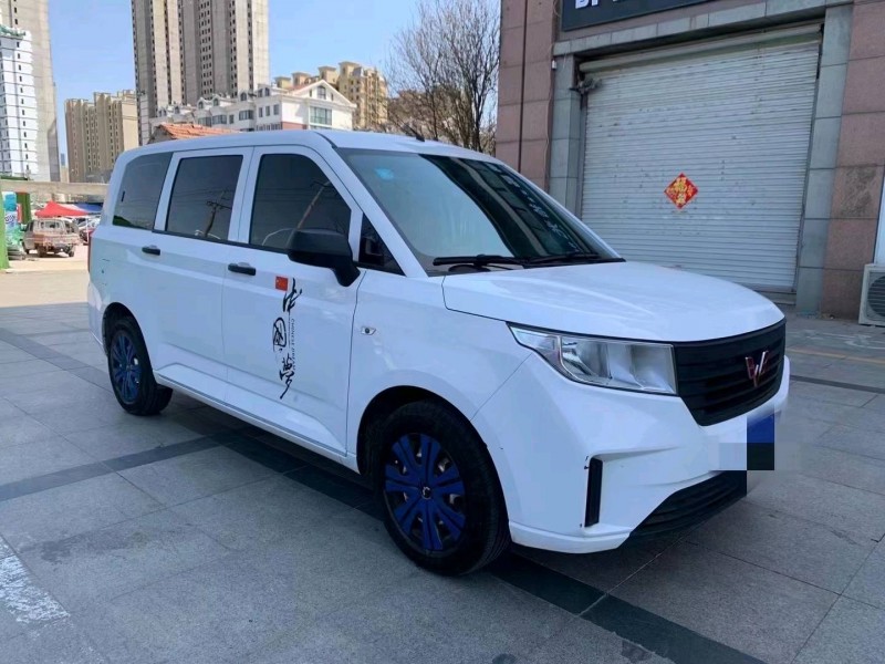 青島20年五菱汽車宏光3