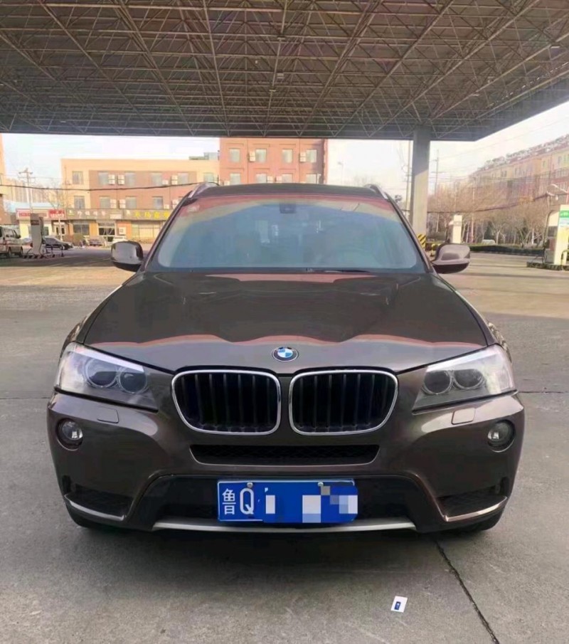 青島13年寶馬X31