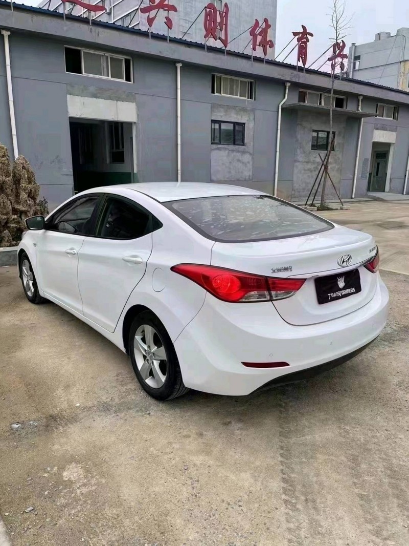 北京13年现代朗动7