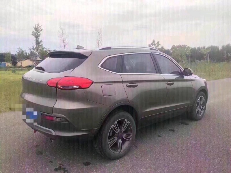 青島17年獵豹汽車CS108