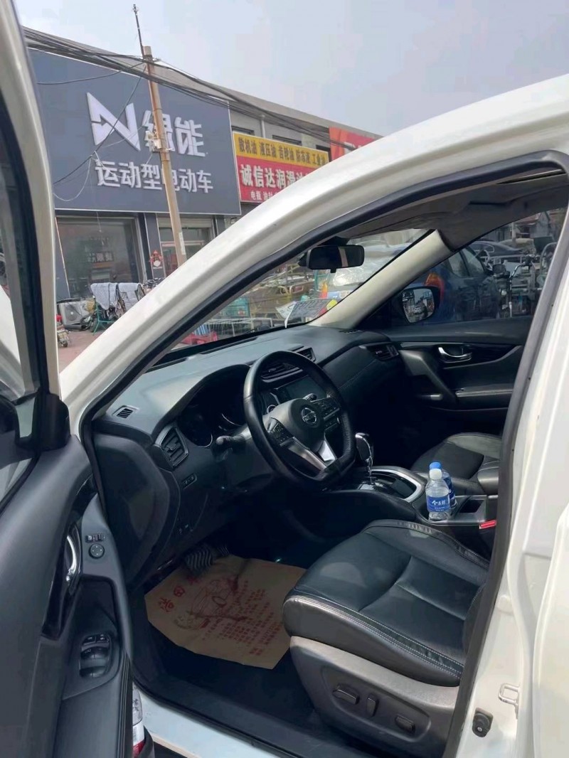 邢台19年日产奇骏2