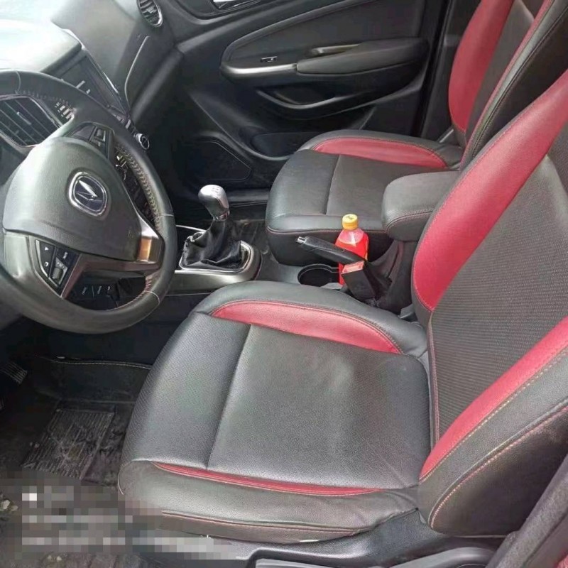 重慶17年長安汽車CS156