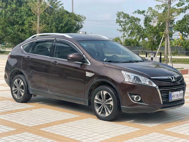 汕頭16年納智捷優6 SUV2