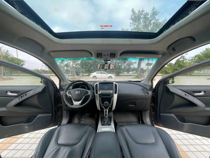 汕頭16年納智捷優6 SUV5