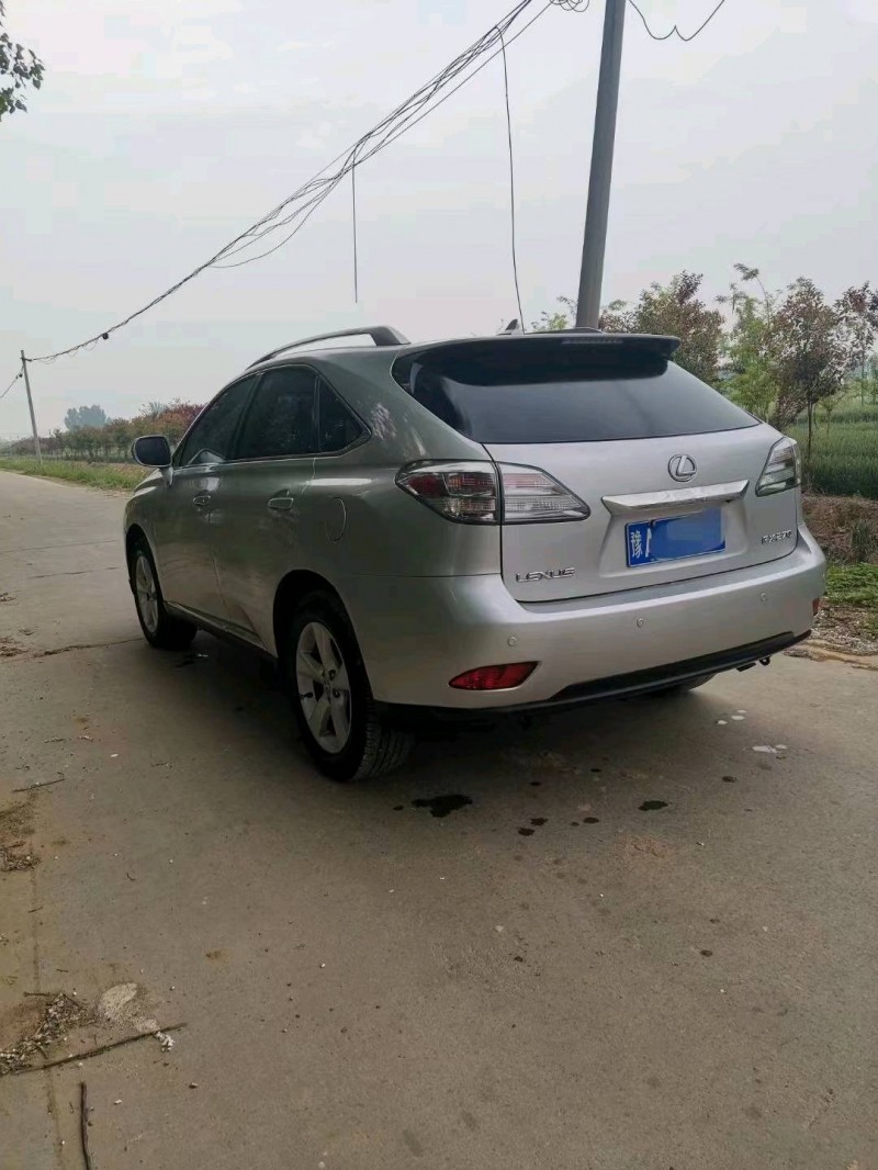 泰安11年雷克薩斯RX8