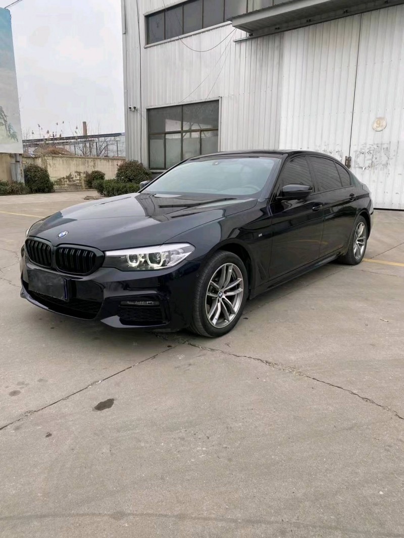 徐州19年宝马5系3