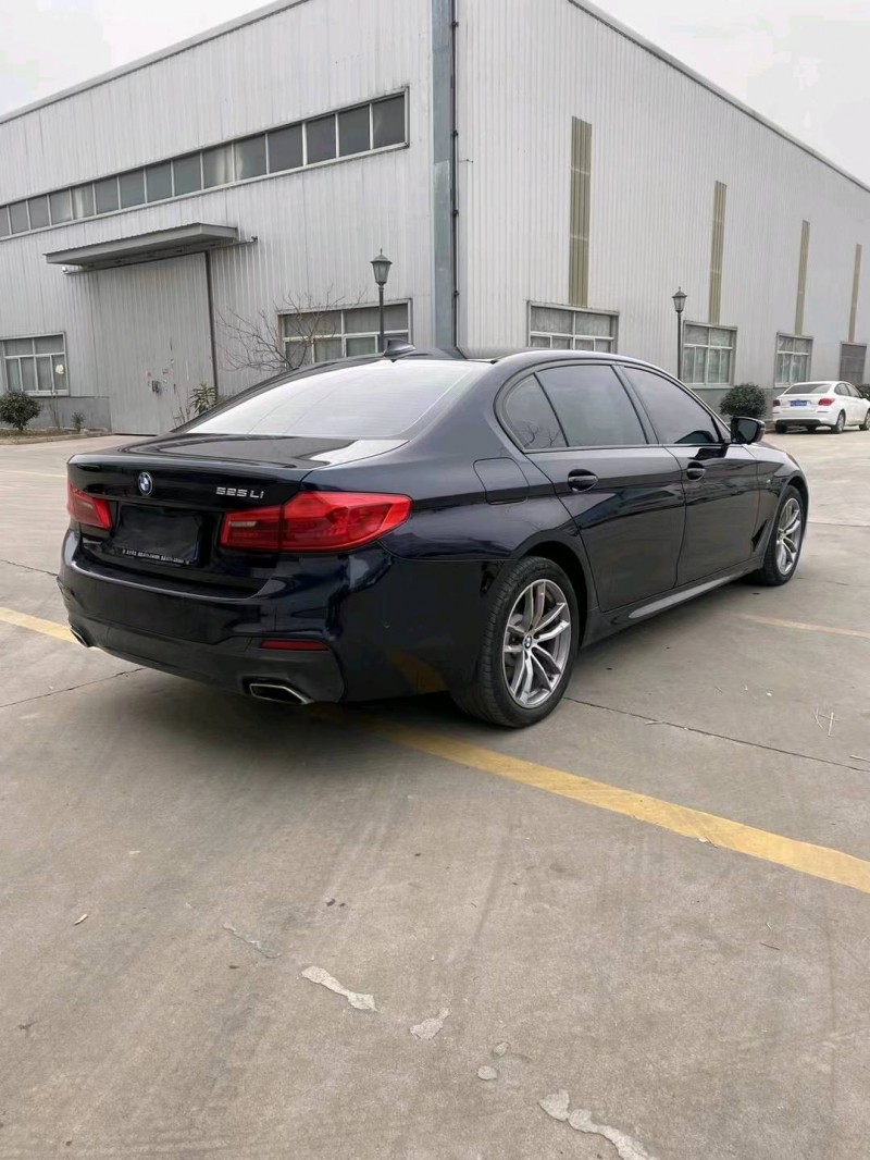 徐州19年宝马5系4